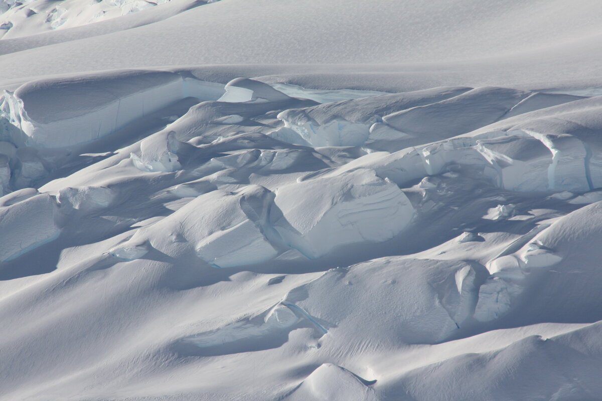Large seracs and crevasses on the Axel Heiberg Glacier