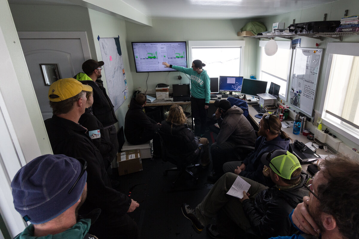 Weather briefing for guides and flight crew